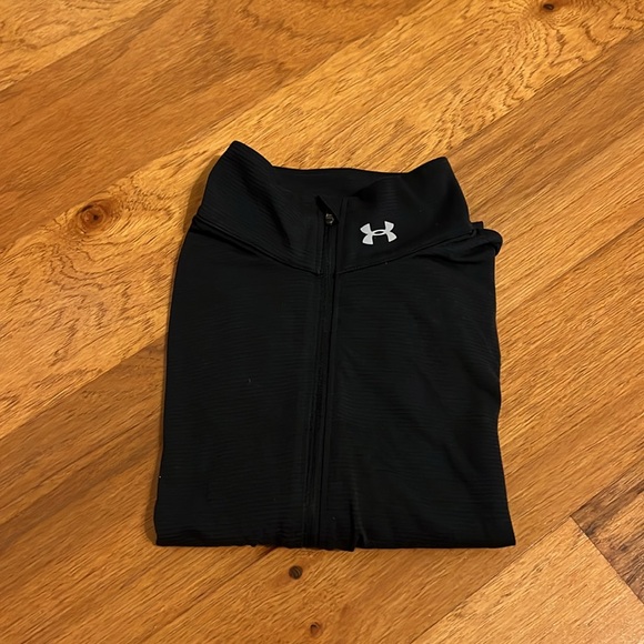Under Armour pullover shirt - Picture 7 of 8